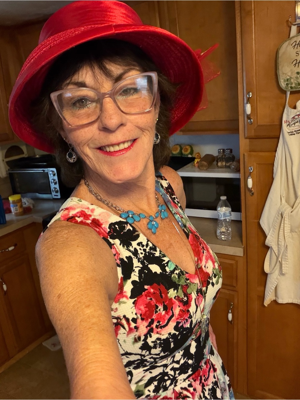 Let’s bring love ❤️ and fun for everyone 🌹🫶🏻🌹✨🐾🐶🎉🎉🎉💃🏻💃🏻💃🏻💃🏻